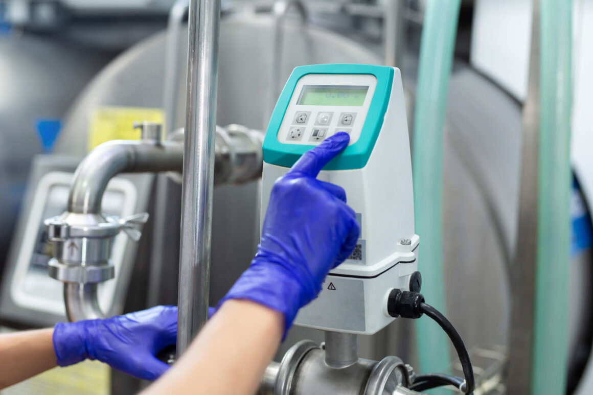 Smart flow monitoring